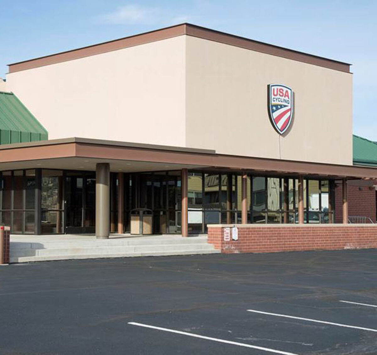 Photo of the USAC headquarter building.